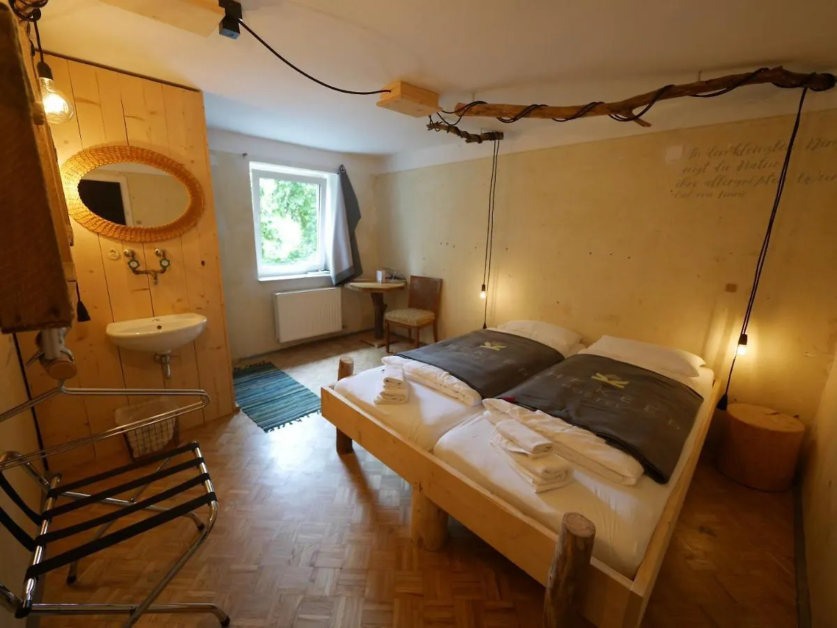 The Keep Eco Rooms Salzburg Hostel